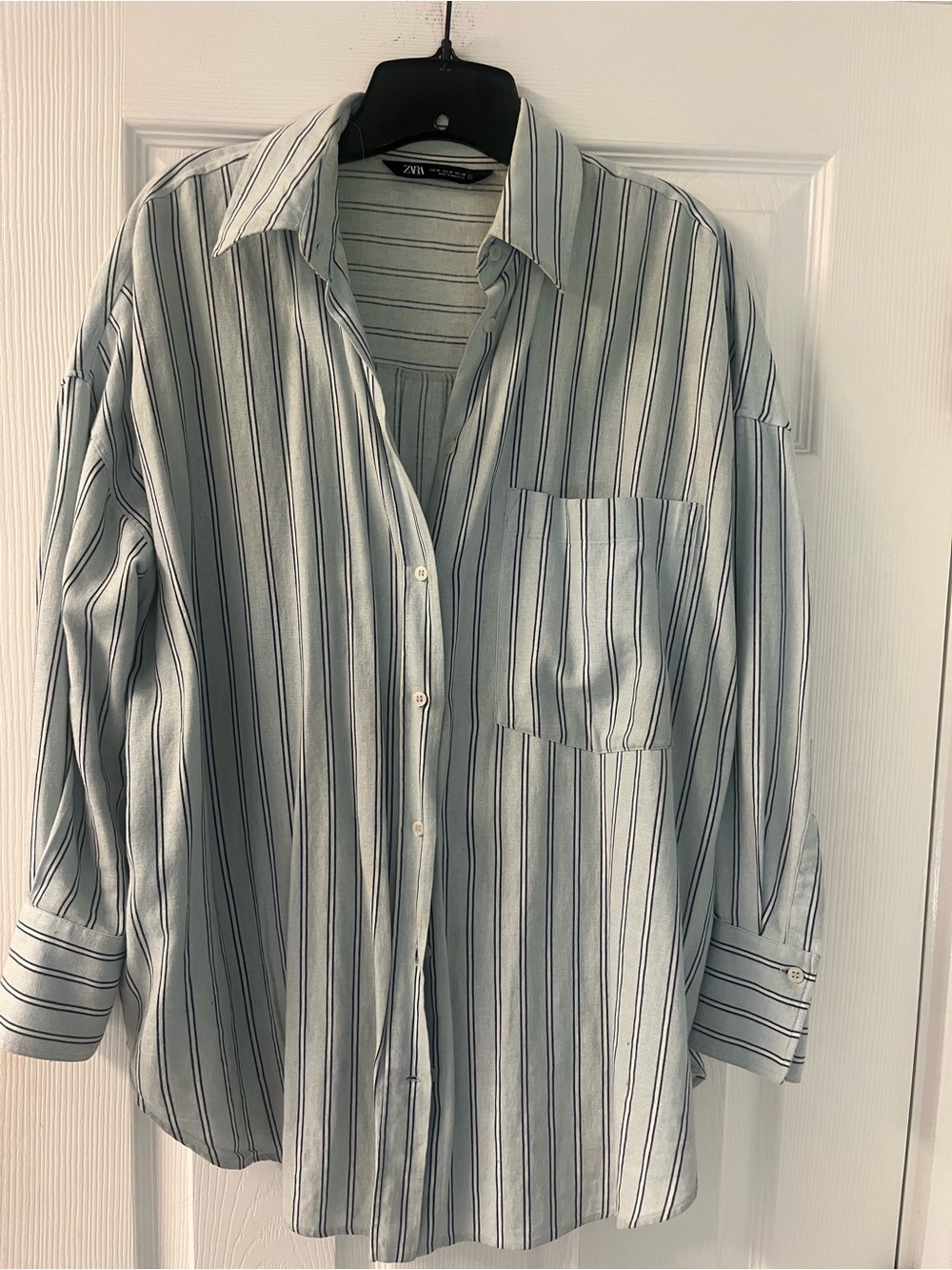 Zara women’s White and Black Stripe Button-Down Shirt